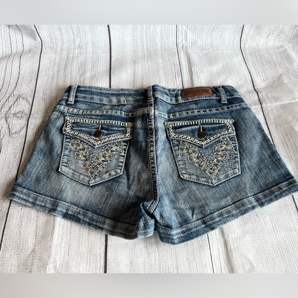 Ladies Embellished Jean Shorts with Button Pockets - Picture 2 of 7
